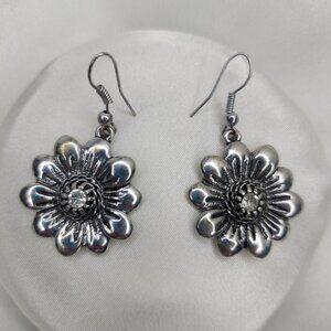 Silver Daisy Earrings Antiqued Silver Tone Dangle Center Rhinestone